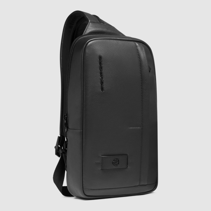 PIQUADRO mugursoma/rokassoma Russel CA6764W137 (1)
