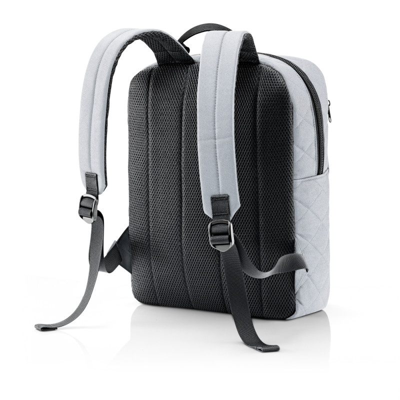 REISENTHEL mugursoma classic backpack M (7)