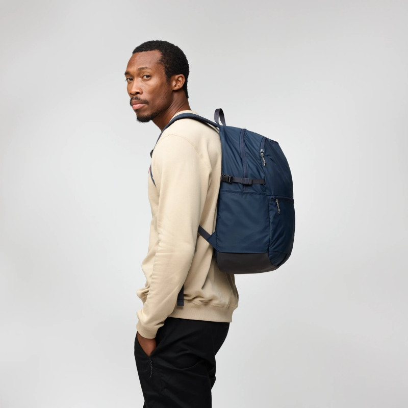 FJALLRAVEN mugursoma High Coast 24 F23200330 (4)